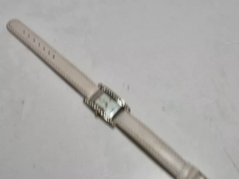 ZEGAREK DAMSKI  LGP KWADRATOWY