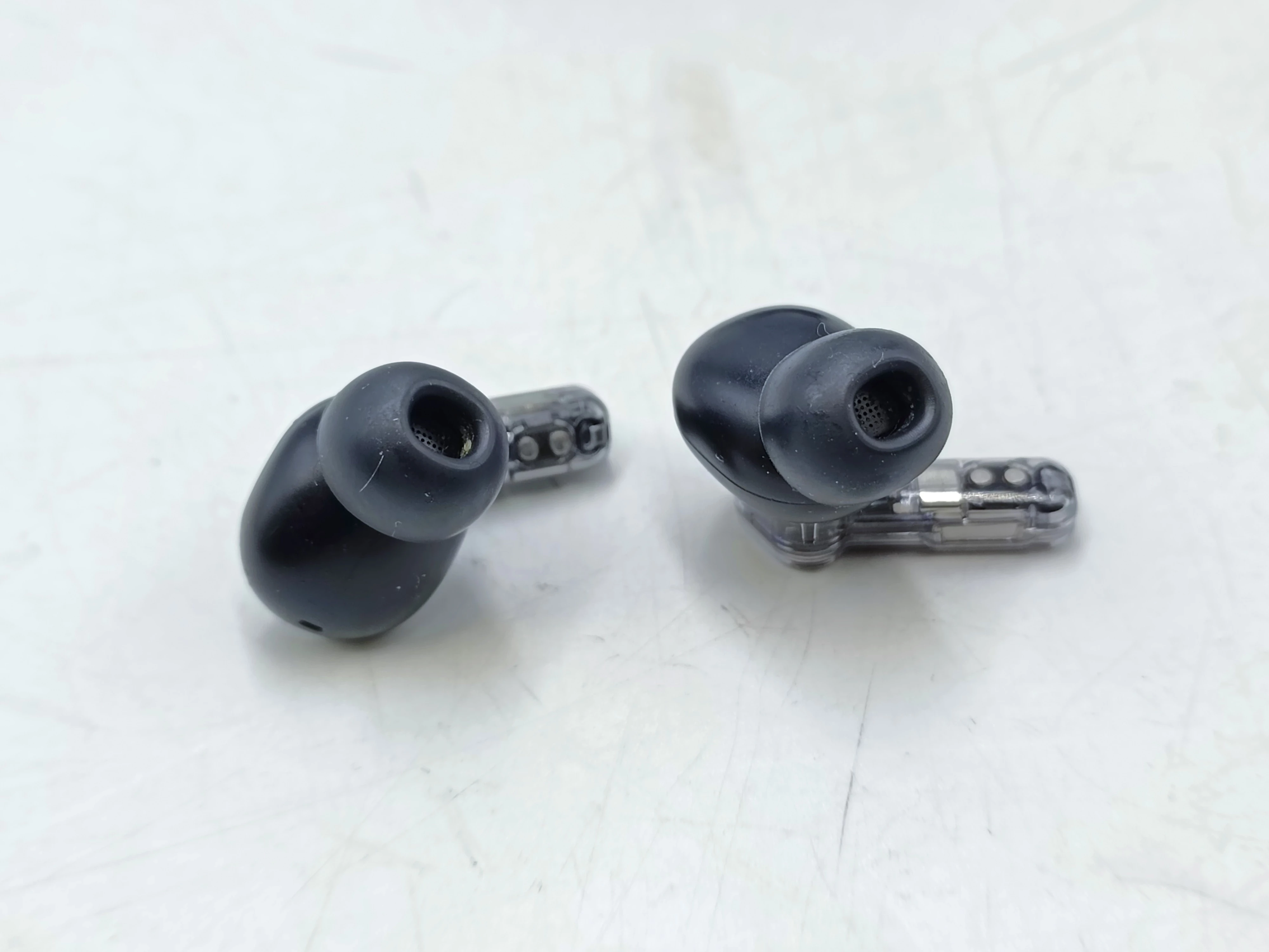 sluchawki-nothing-ear-2-rodzaj-sluchawek-203681-217753