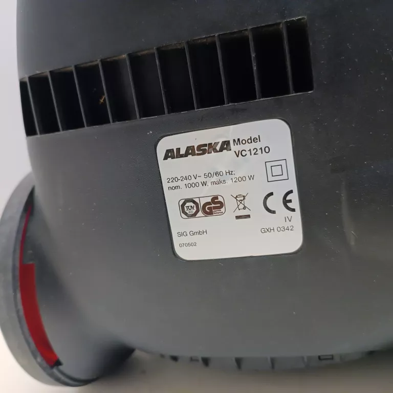 ODKURZACZ ALASKA MODEL VC1210 CZERWONY
