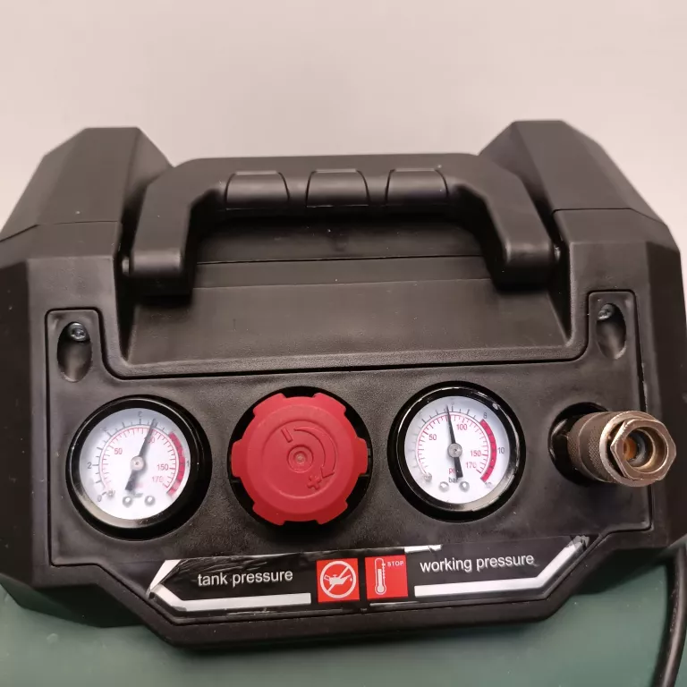 METABO KOMPRESOR SPRĘŻARKA BEZOLEJOWA BASIC 160-6 W OF 900W 6L 601501000