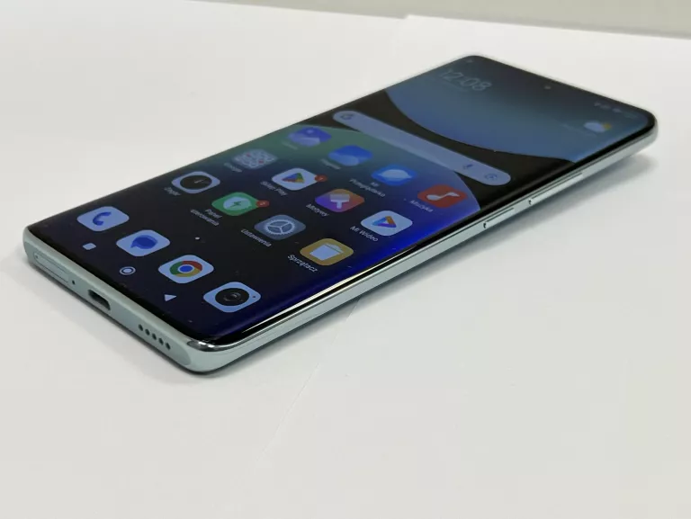 XIAOMI REDMI NOTE 14 PRO + 5G 12GB/ 512 GB OPIS!