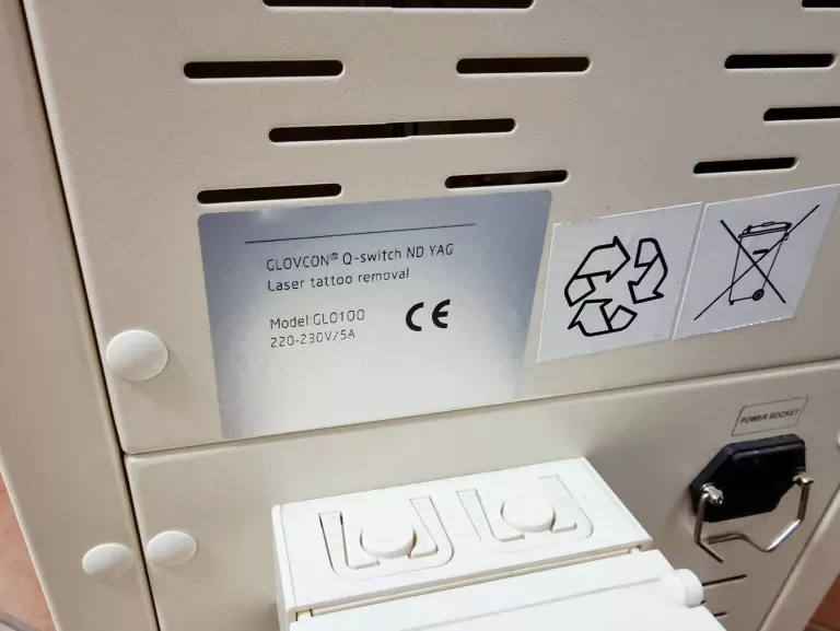 LASER DO USUWANIA TATUAŻY, GLOVCON Q-SWITCH ND YAG