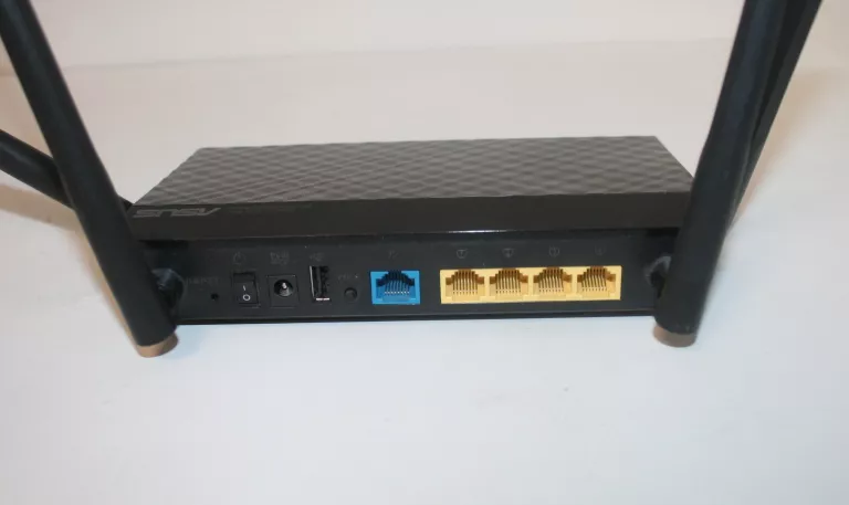 ROUTER ASUS RT AC1300G PLUS