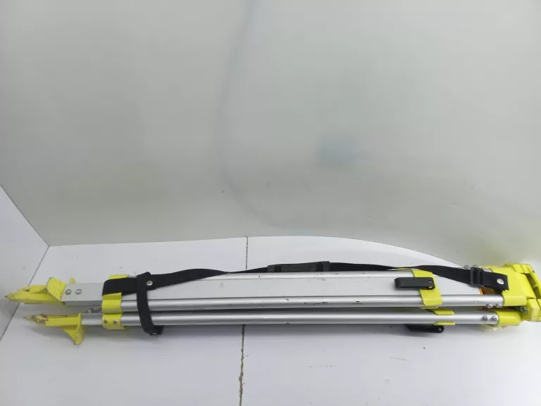 NIWELATOR LASEROWY NIVEL NL520 WALIZKA + STOJAK + ŁATA