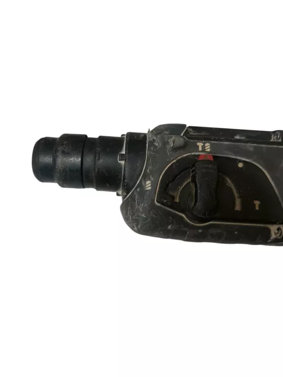 MŁOTOWIERTARKA MAKITA HR2470 SDS PLUS 780 W