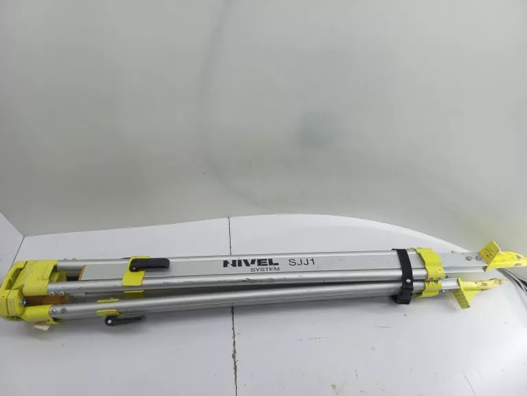 NIWELATOR LASEROWY NIVEL NL520 WALIZKA + STOJAK + ŁATA