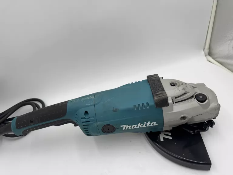 SZLIFIERKA KONTOWA MAKITA GA9020/WALIZKA