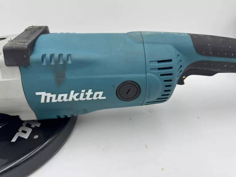 SZLIFIERKA KONTOWA MAKITA GA9020/WALIZKA