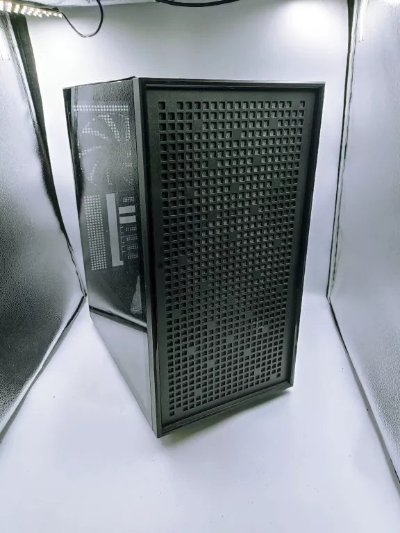 KOMPUTER SMX BATTLESTATION M4B R5-5600/32GB/1TB