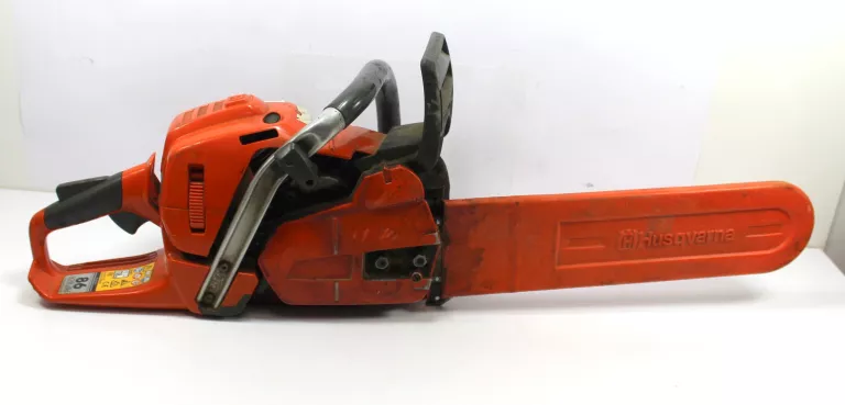 PIŁA SPALINOWA HUSQVARNA 555