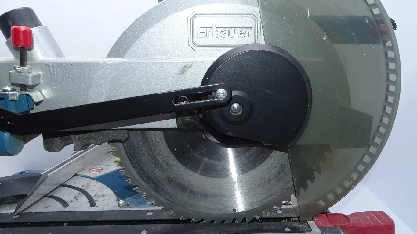 pila-ukosnica-erbauer-emis305s-1800w-305mm-ean-gtin-3663602797326