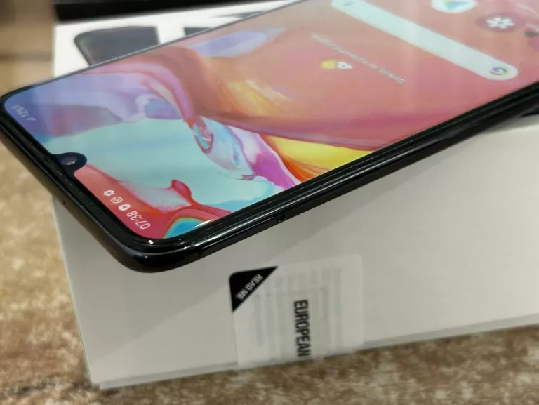 TELEFON SAMSUNG GALAXY A70 128GB KOMPLET