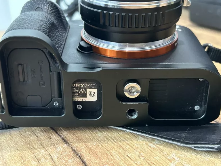 aparat-cyfrowy-sony-alpha-7-ii-24mpx-18625-zdjec-ladowarka-3x-akumulator-ean-gtin-4548736001701