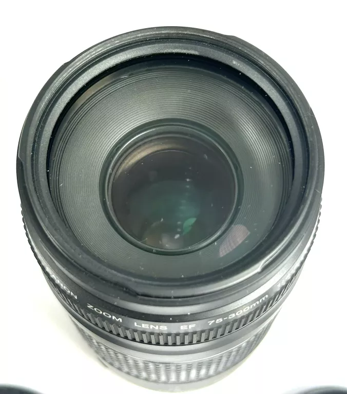 OBIEKTYW CANON LENS EF 75-300MM 1:4-5.6 III  Z PUDEŁKIEM