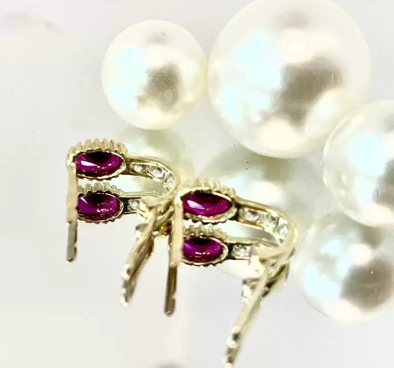 PRZEPIĘKNE ZŁOTE KOLCZYKI Z RÓŻOWYM OCZKIEM ANG.ZAP. PR585 1,66GR A