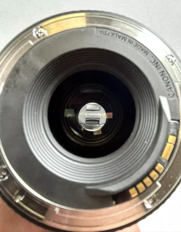 OBIEKTYW CANON LENS EF 75-300MM 1:4-5.6 III  Z PUDEŁKIEM