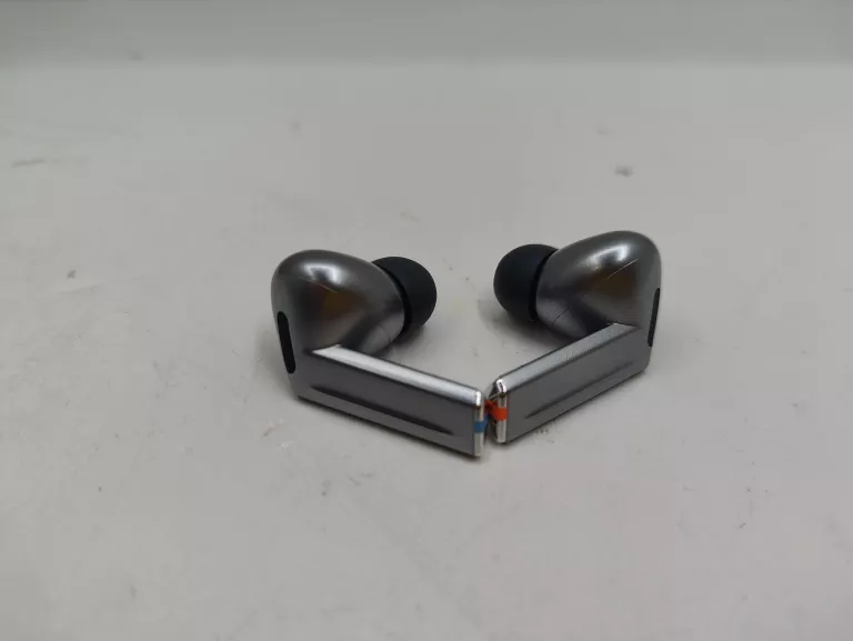 SŁUCHAWKI BEZPRZEWODOWE SAMSUNG GALAXY BUDS3 PRO SREBRNE