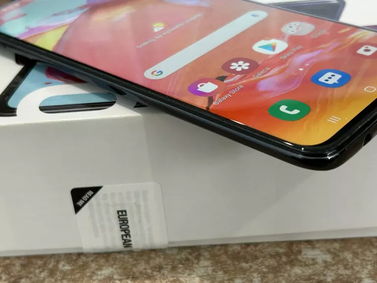 TELEFON SAMSUNG GALAXY A70 128GB KOMPLET