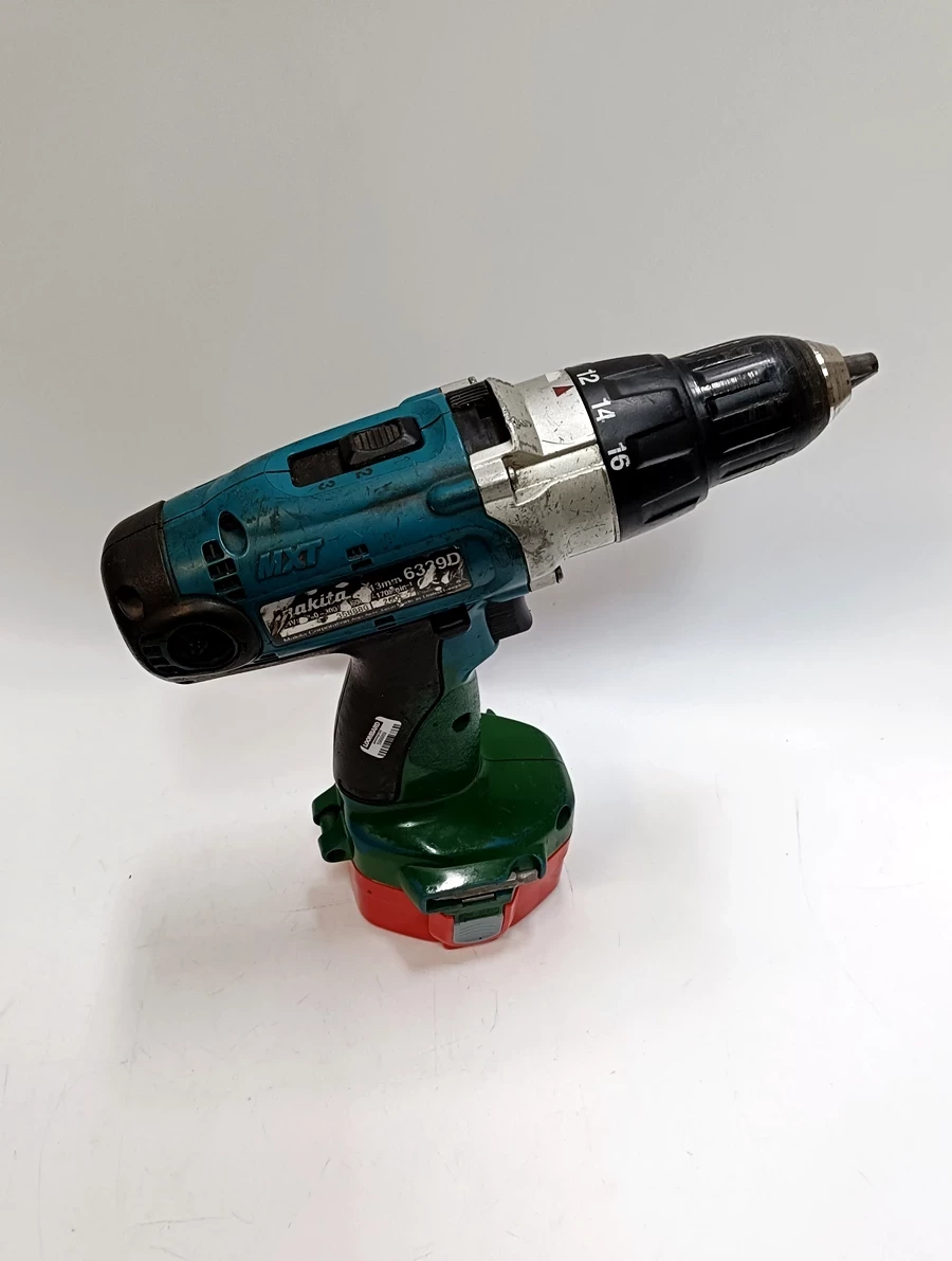 wkretarka-makita-6339d-144v-ladowarka-stan-11323-2