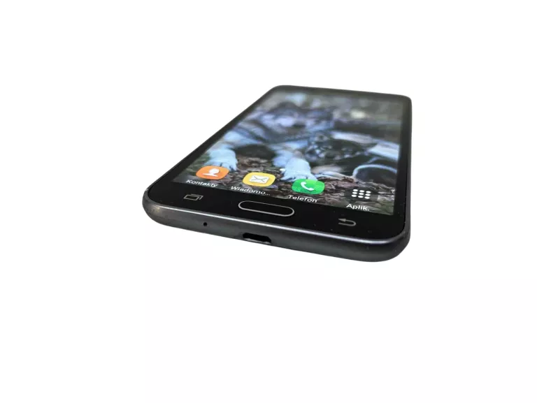 samsung-galaxy-j3-2016-15-gb-8-gb-4g-najlepsza-cena-przekatna-ekranu-500