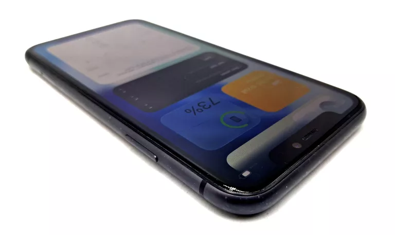 SMARTFON APPLE IPHONE 11 4 GB / 64 GB 4G (LTE)