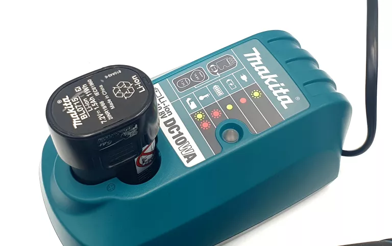 WKRĘTAK AKUMULATOROWY MAKITA TD022D+ 2XAKU