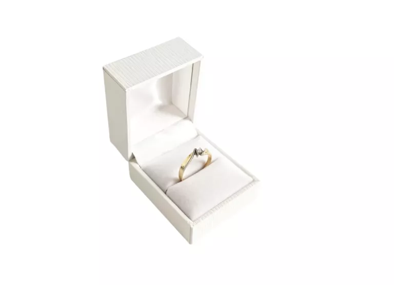 ZŁOTY PIERŚCIONEK Z BRYLANTEM (585) 1.36G