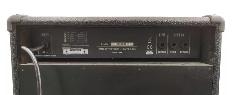 WZMACNIACZ DO GITARY BASOWEJ EVER PLAY 25B