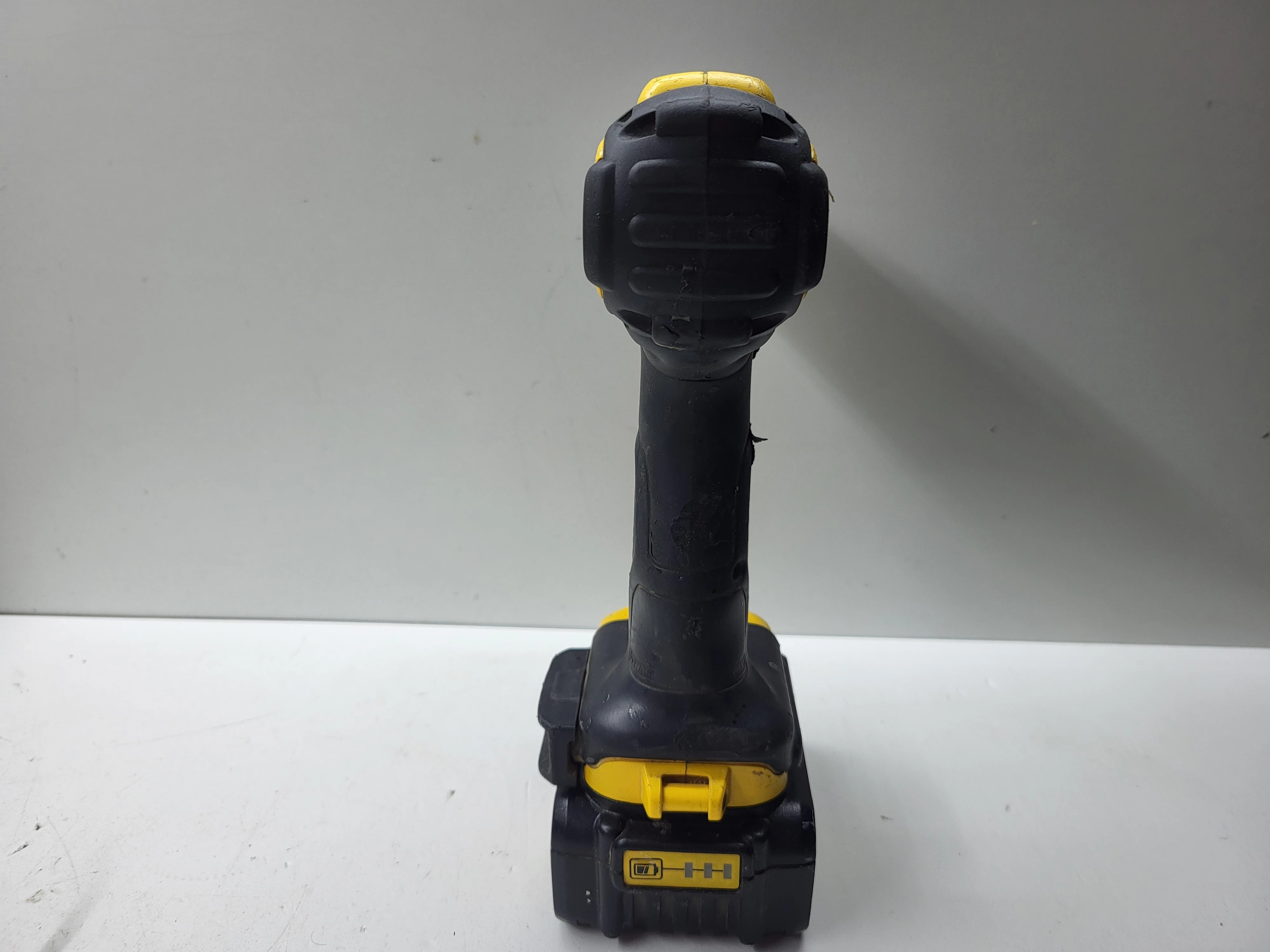 wkretarka-dewalt-dcd780-2-akumulatory-40ah-kod-producenta-dcd780n-body