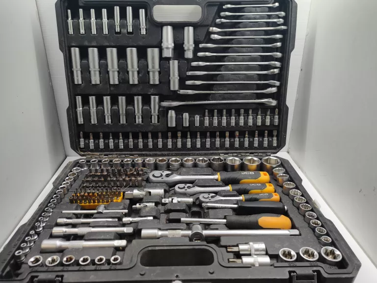 ZESTAW NARZĘDZIOWY JCB 1/4", 3/8", 1/2" 216 ELEMENTÓW KLUCZE, NASADKI, BIT