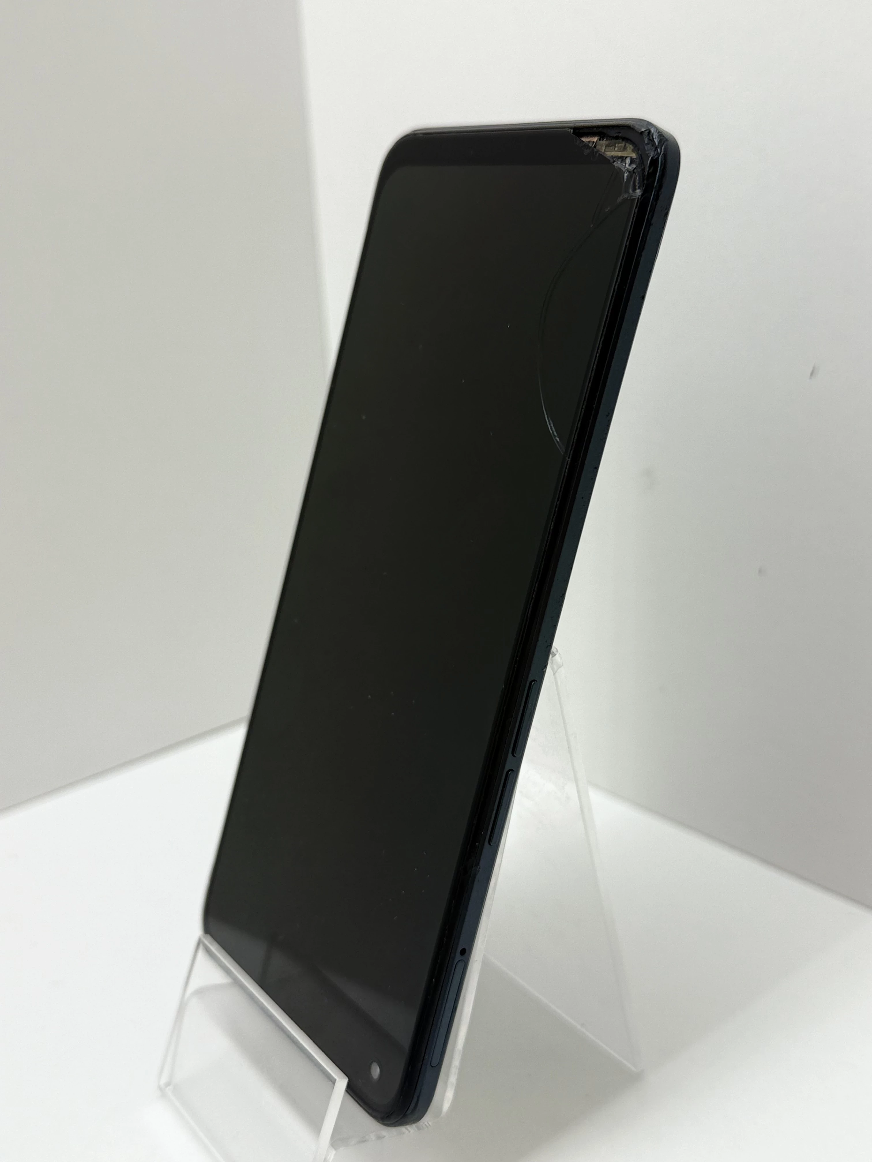 telefon-realme-9-pro-5g-8256gb-stan-11323-2