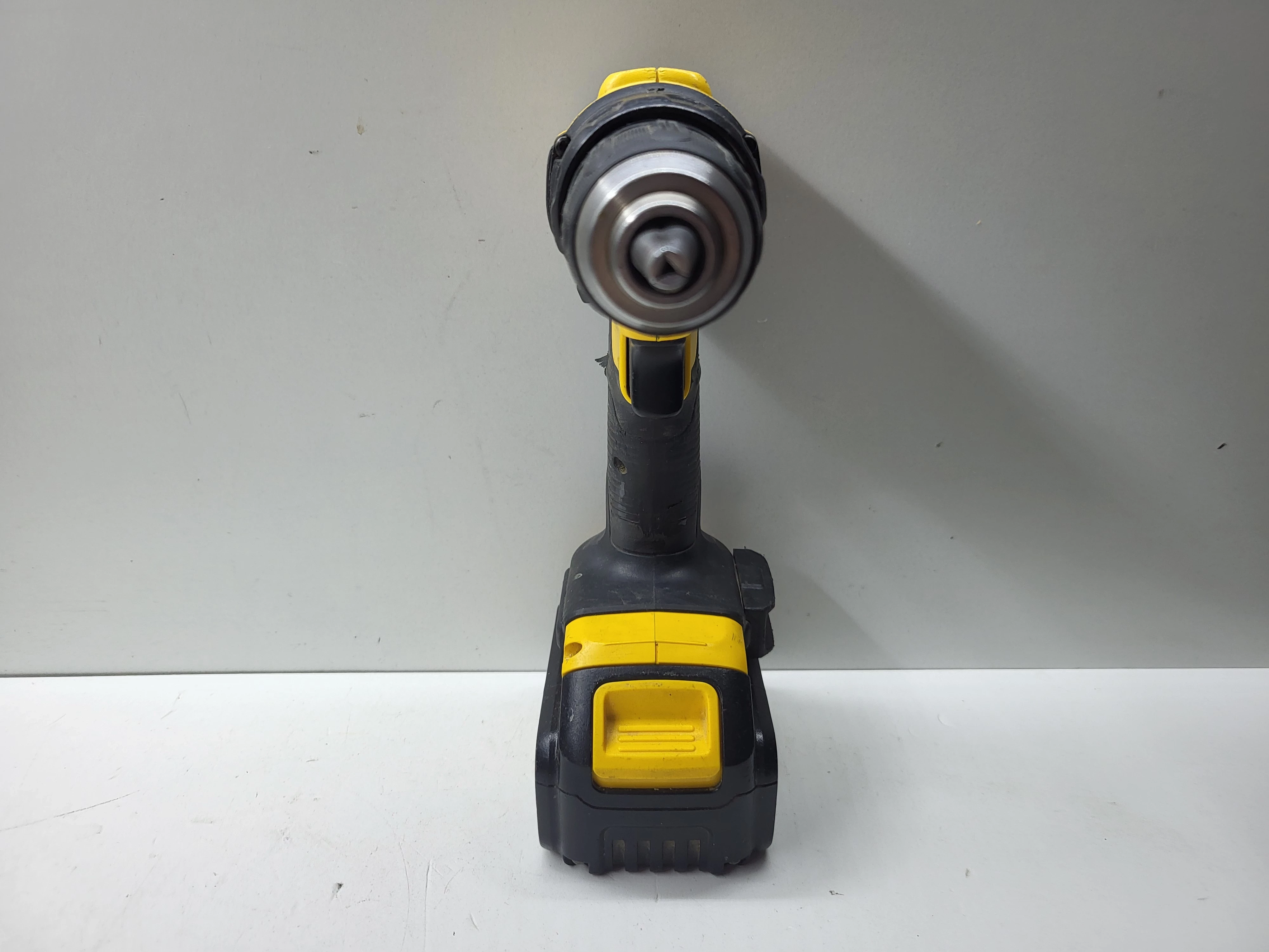 wkretarka-dewalt-dcd780-2-akumulatory-40ah-napiecie-v-128551-6