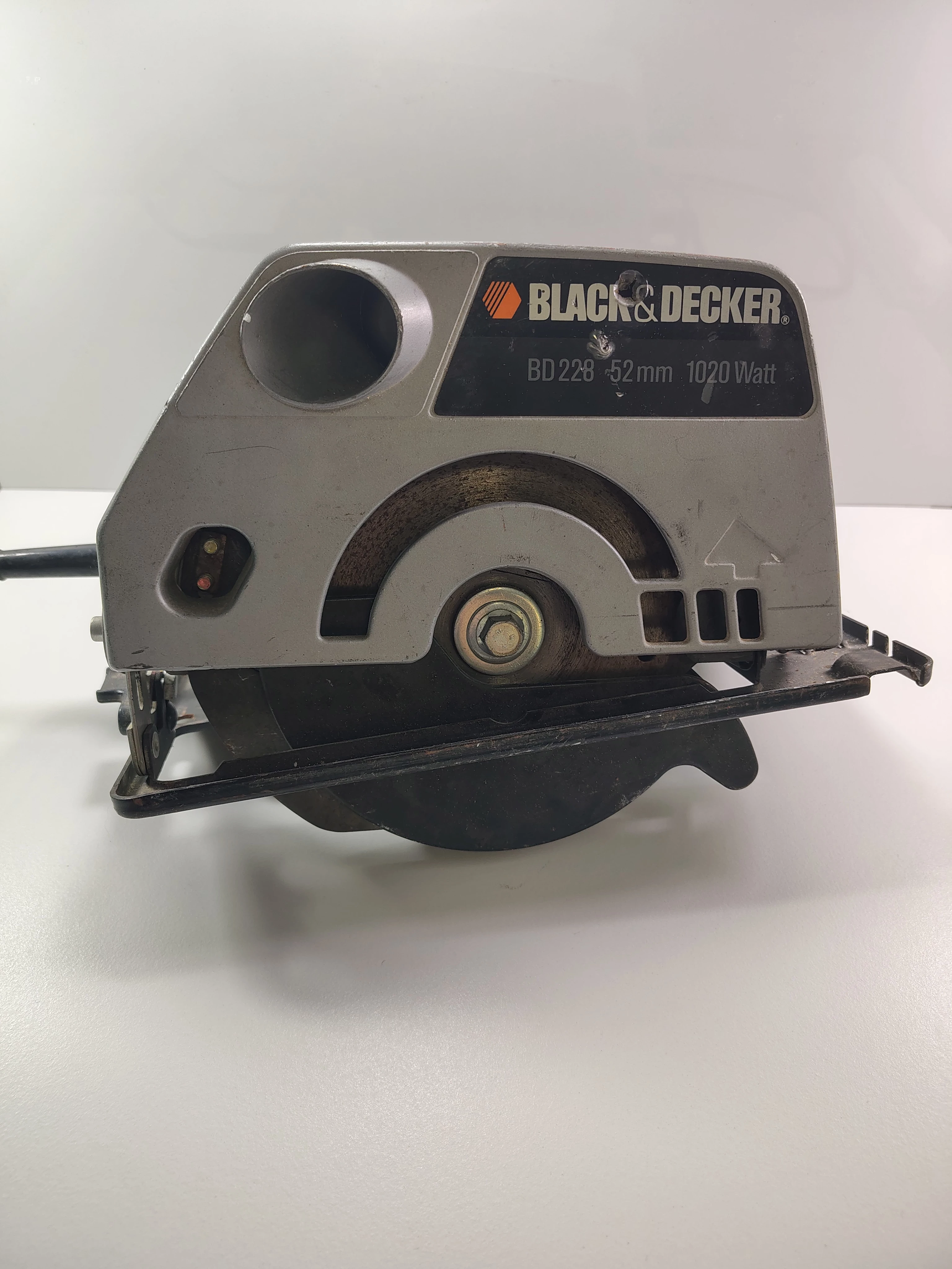 pilarka-tarczowa-black-decker-ean-gtin-5035048713914