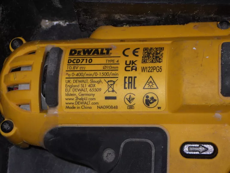 zestaw-dewalt-wkretarka-zakretarka-dck211d2t-walizka-stan-11323-2