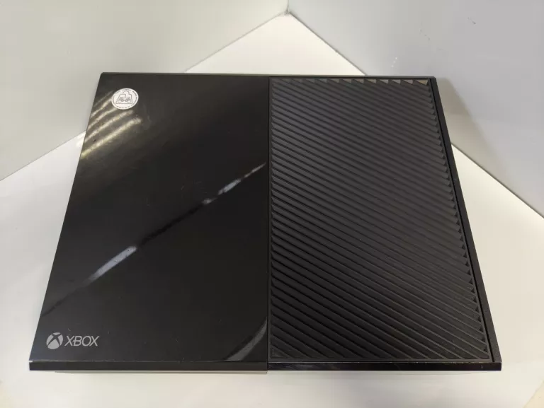 KONSOLA XBOX ONE 500GB BEZ PADA!