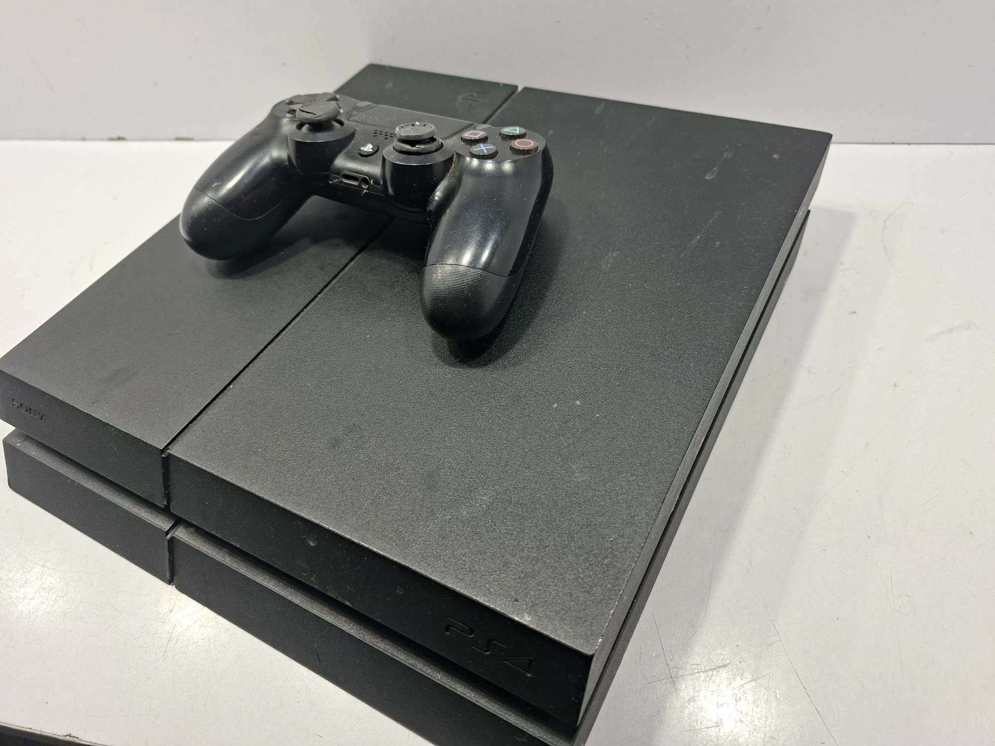 konsola-ps4-fat-pad-stan-11323-2