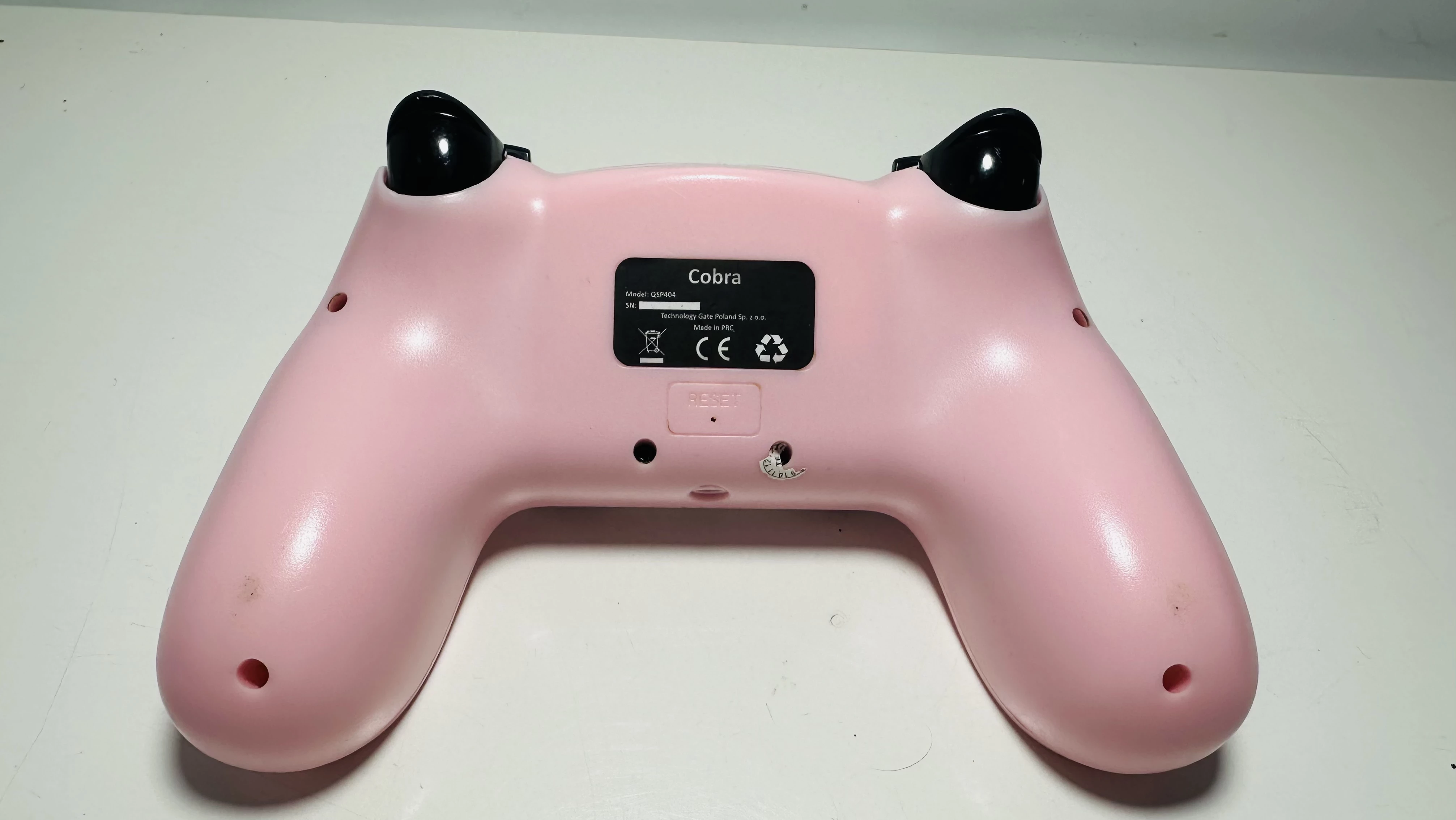 pad-do-ps4-cobra-qsp404-warto-okazja-pochodzenie-210658-243446