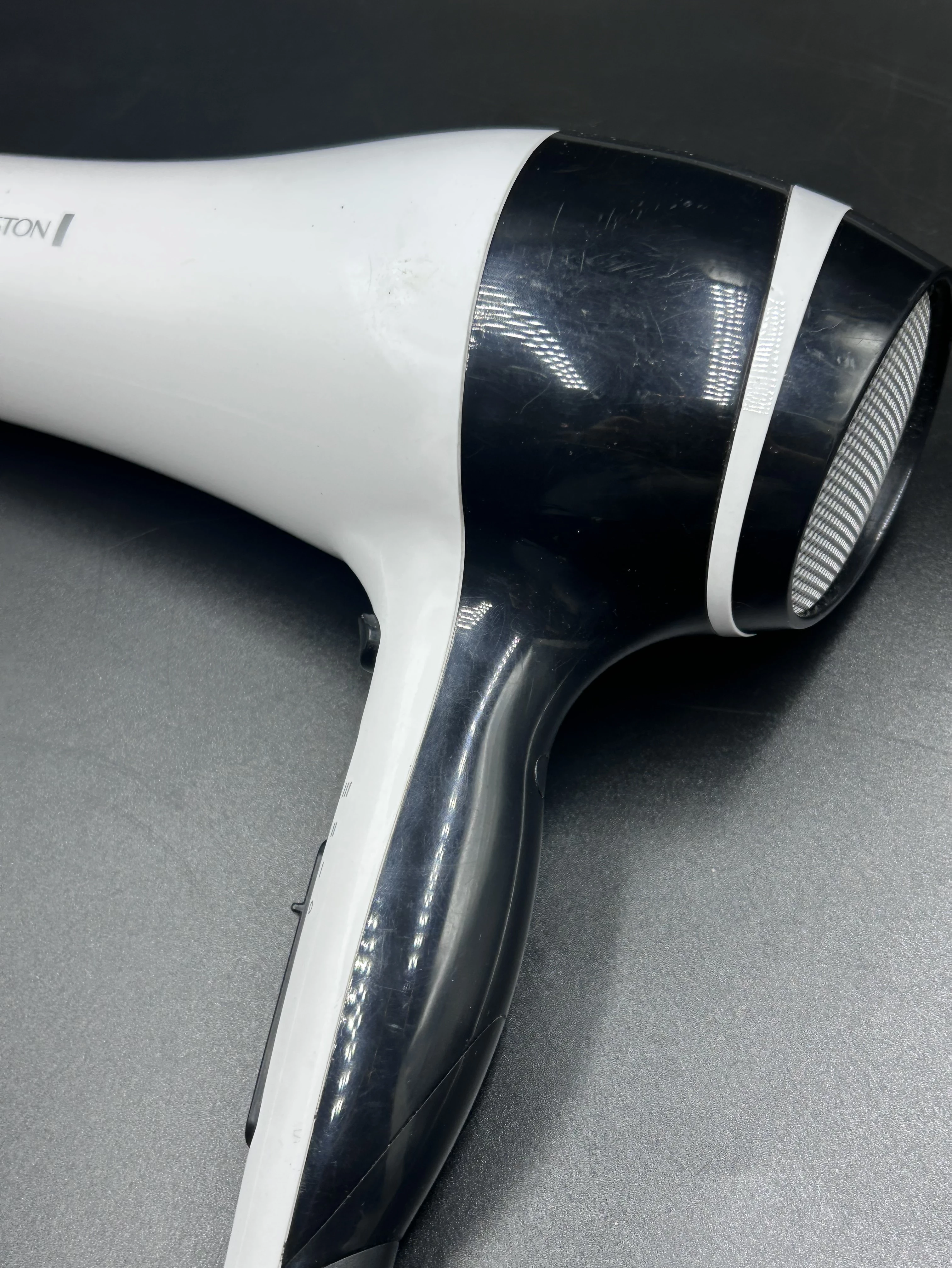 suszarka-do-wlosow-remington-d-3080w-stan-11323-2