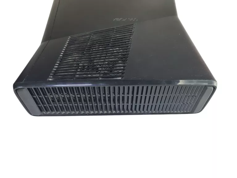 KONSOLA XBOX 360S 250GB + KINECT