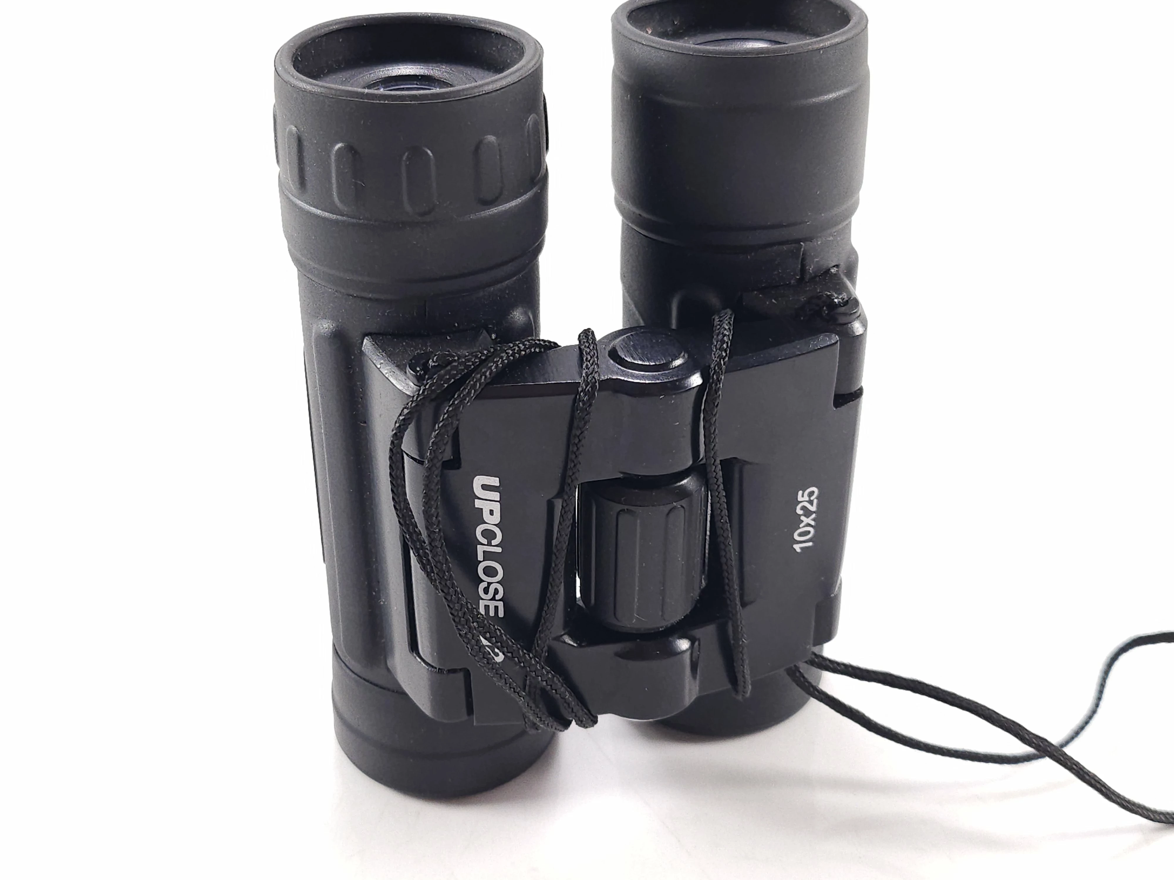 lornetka-celestron-10x25-upclose-g2-z-etui-srednica-obiektywow-2500