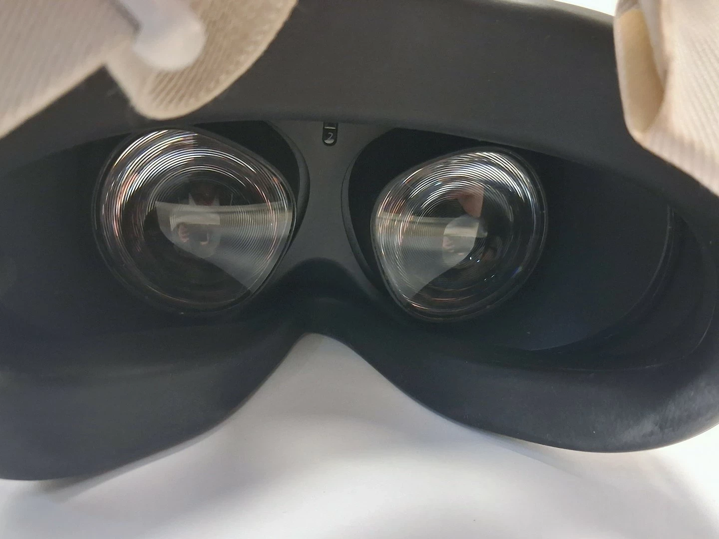 gogle-oculus-quest-2-128gb-komplet-stan-11323-2