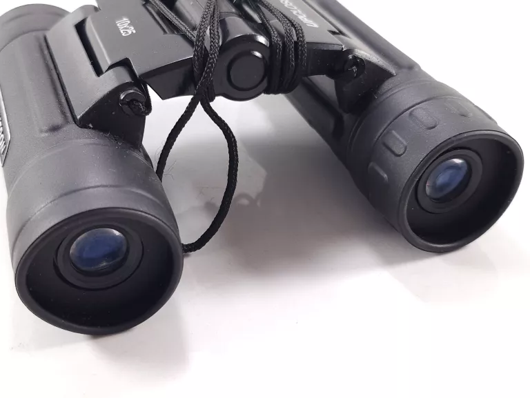 lornetka-celestron-10x25-upclose-g2-z-etui-stan-11323-2