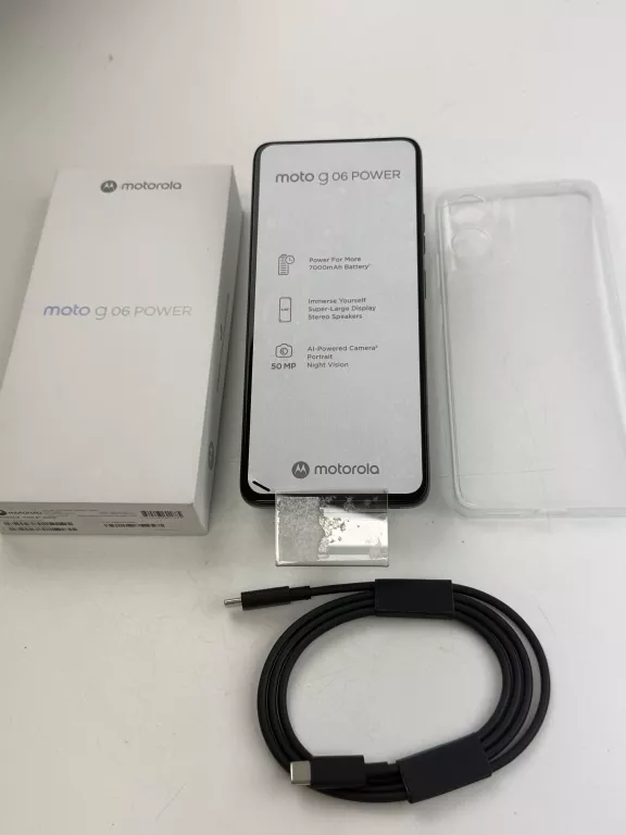 TELEFON MOTOROLA MOTO G06 POWER 4 GB / 64 GB