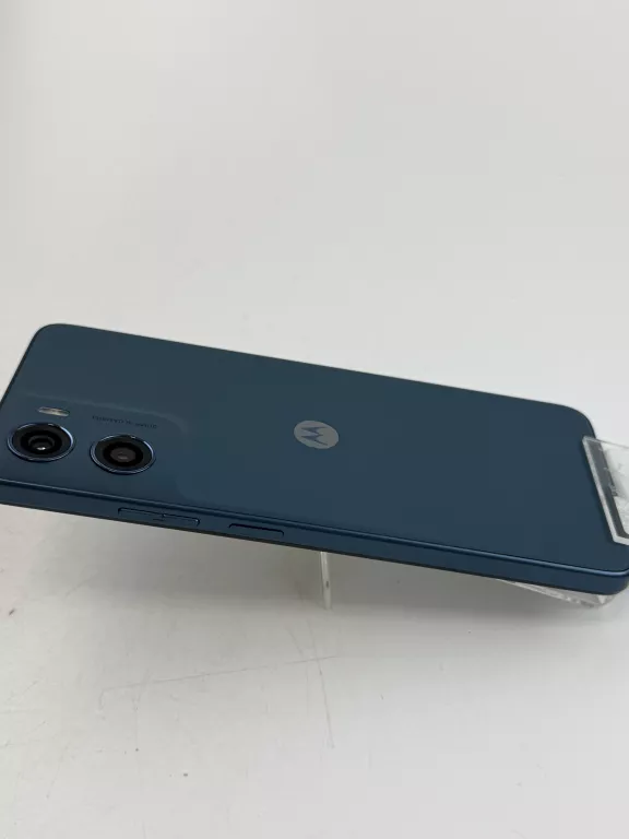 TELEFON MOTOROLA MOTO G06 POWER 4 GB / 64 GB