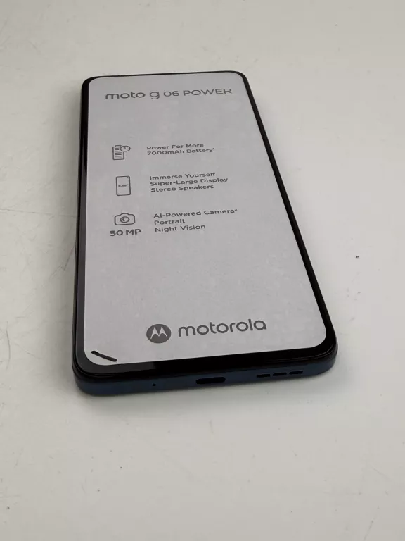 TELEFON MOTOROLA MOTO G06 POWER 4 GB / 64 GB