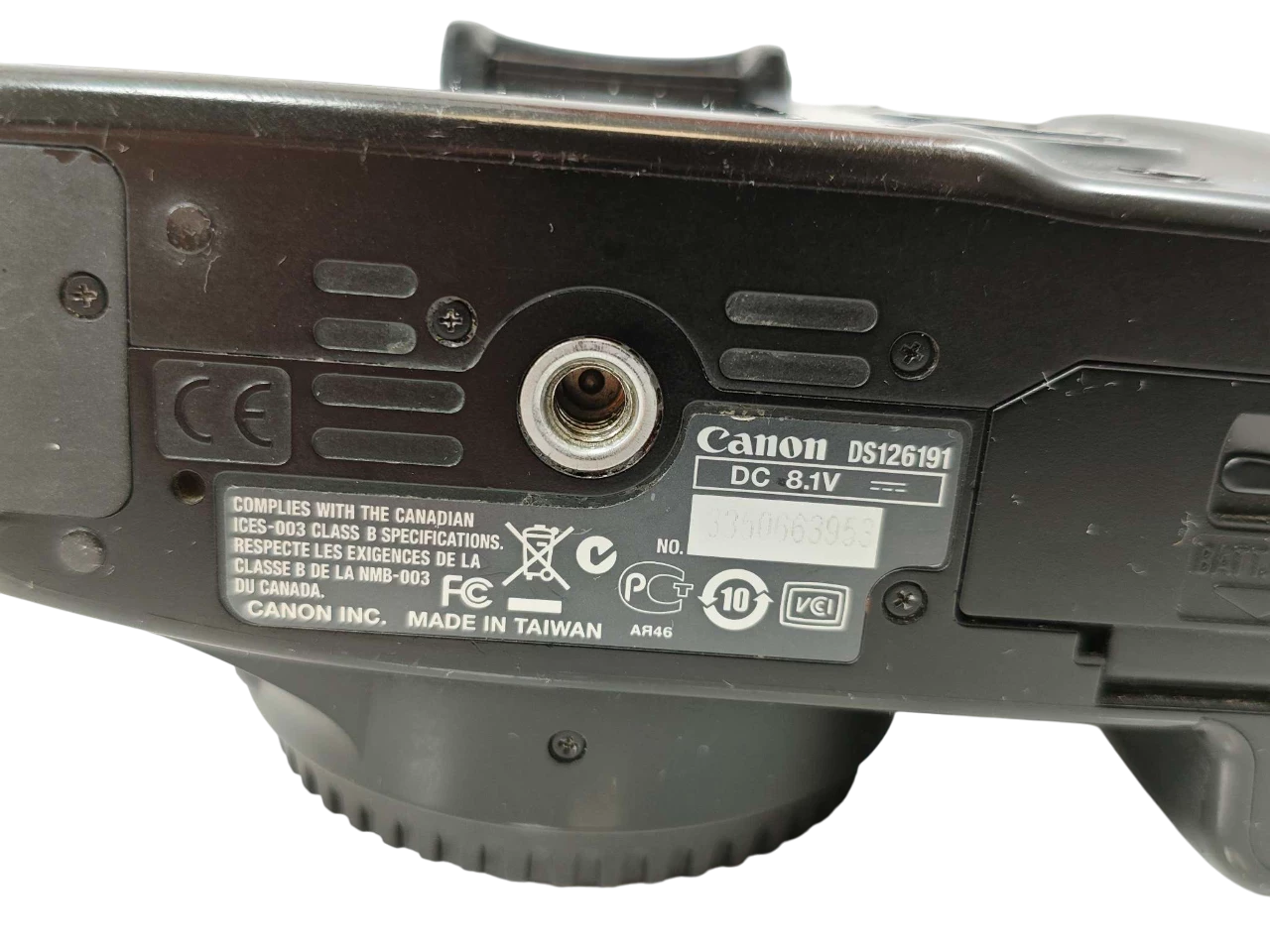 lustrzanka-aparat-cyfrowy-canon-eos-1000d-korpus-pasek-rozmiar-matrycy-206882-228774