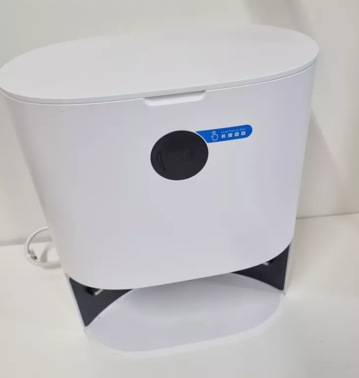 robot-sprzatajacy-z-baza-roidmi-eve-plus-ean-gtin-0653475158549