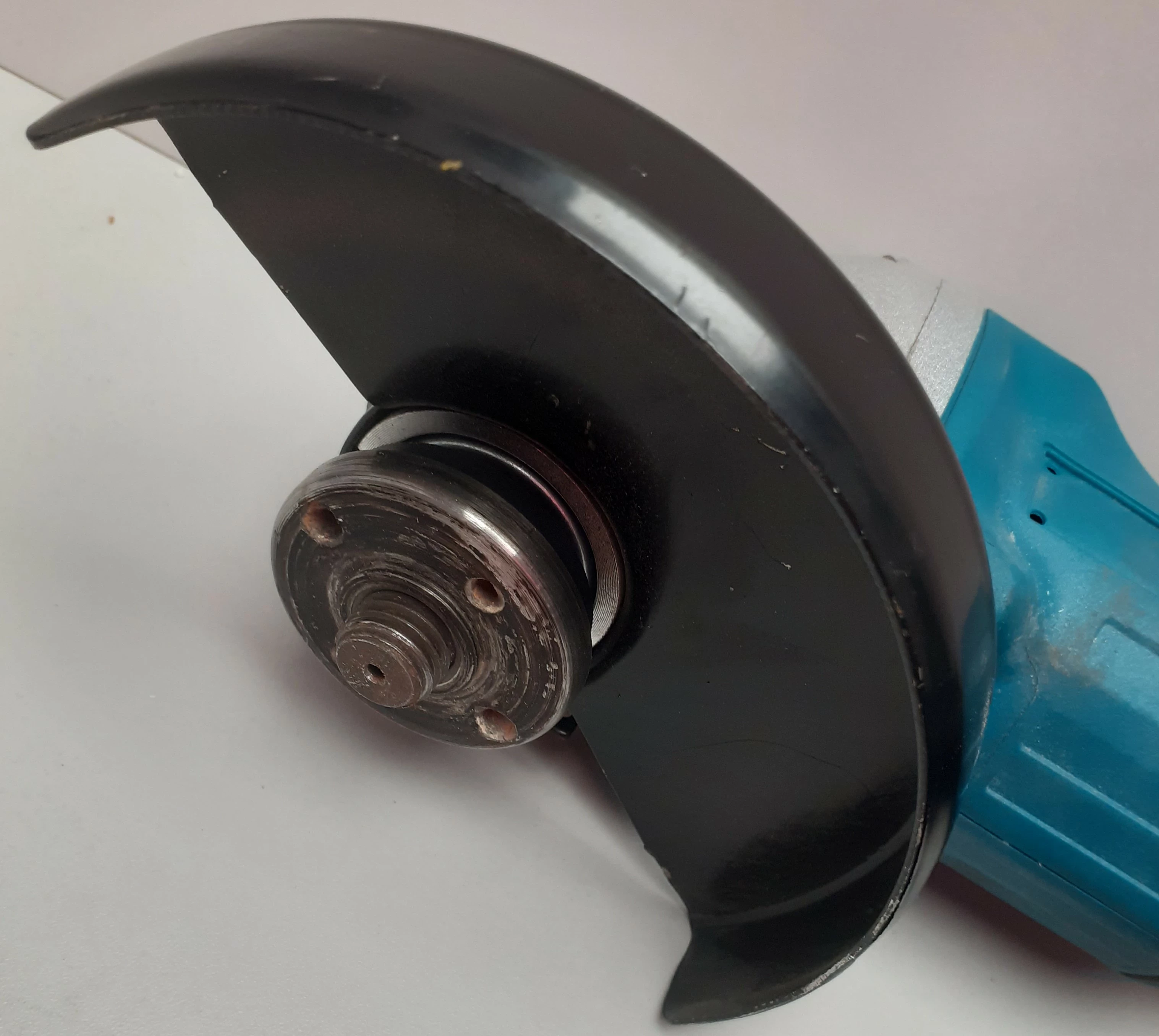 szlifierka-bl-motors-aku-i-ladowarka-ean-gtin-5907377563860