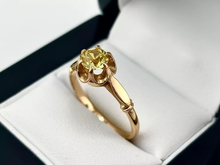 ZŁOTY PIERŚCIONEK Z ŻÓŁTYM OCZKIEM 3,62 G PR.585 14K R.23