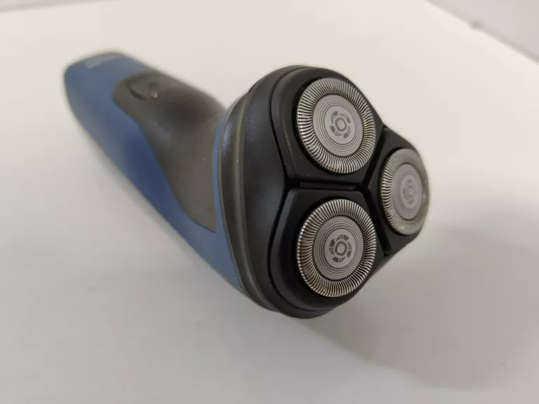 CUDOWNY PIERŚCIONEK 1,59G 333